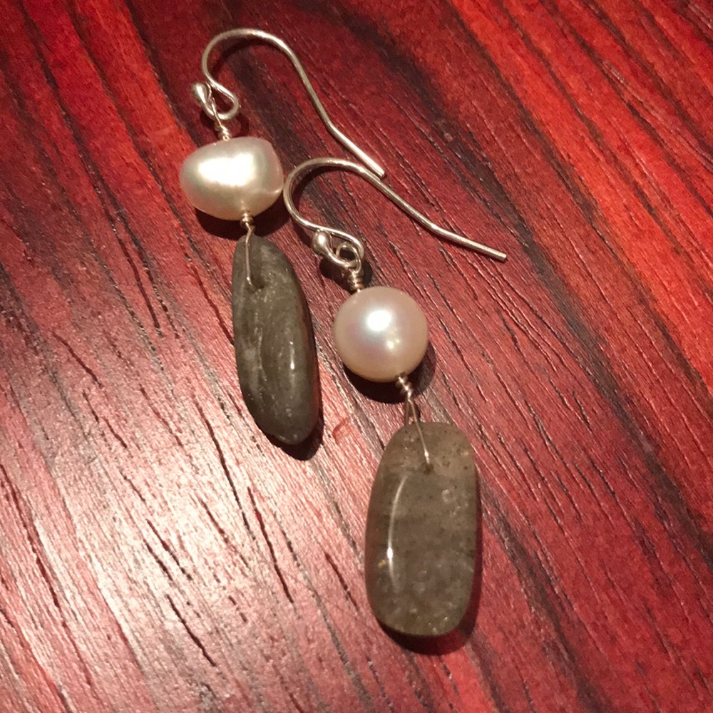 🐟⭐️Labradorite and Pearl SS Drops ☔️